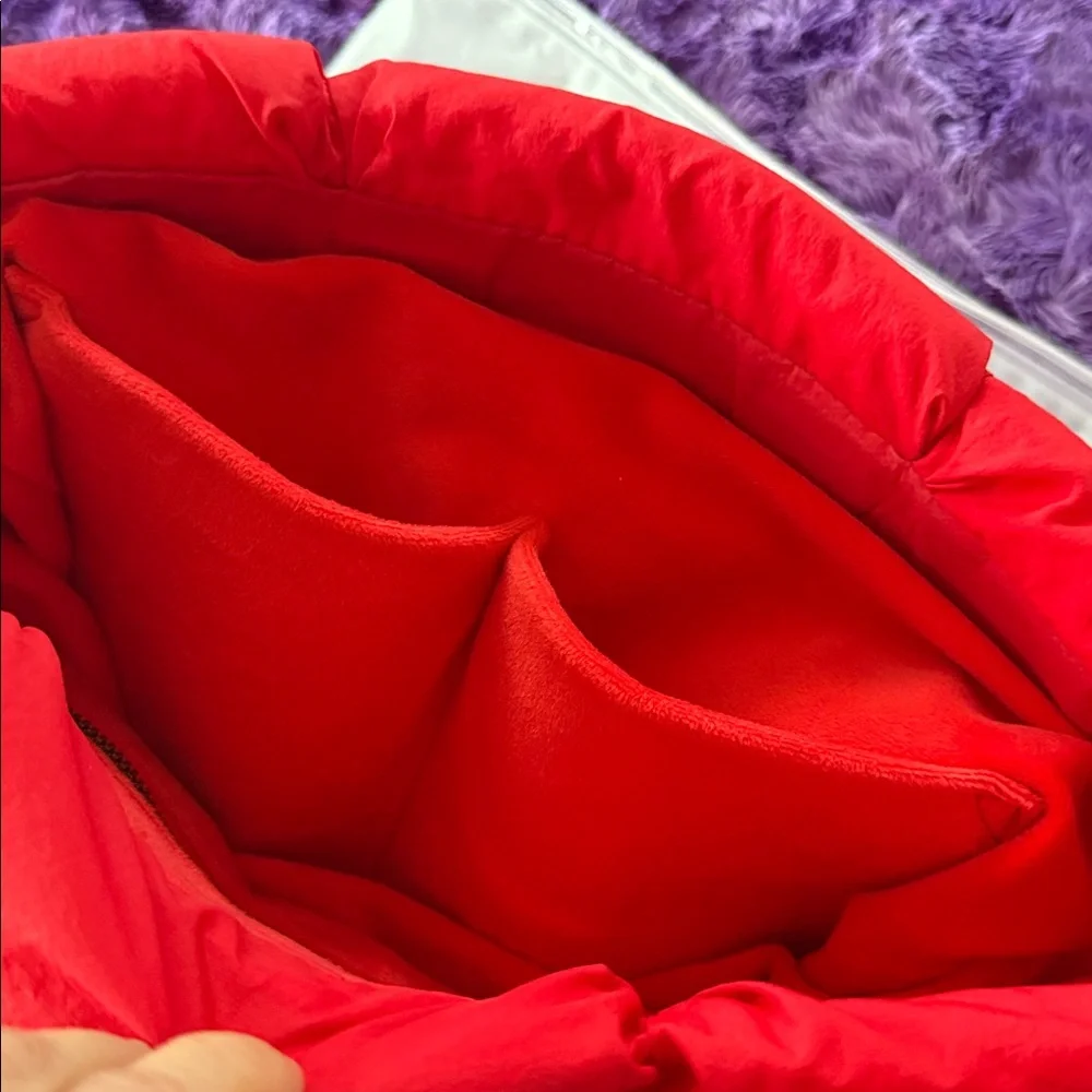 Casely Cloud Carryall Bag - Picture 14 of 15